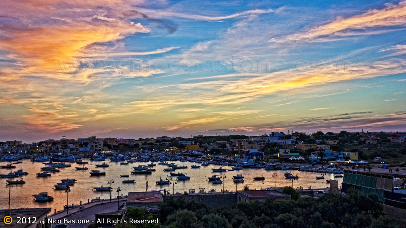Lampedusa 07, Isole Pelagie "Tramonto con barche - Sunset with boats" 