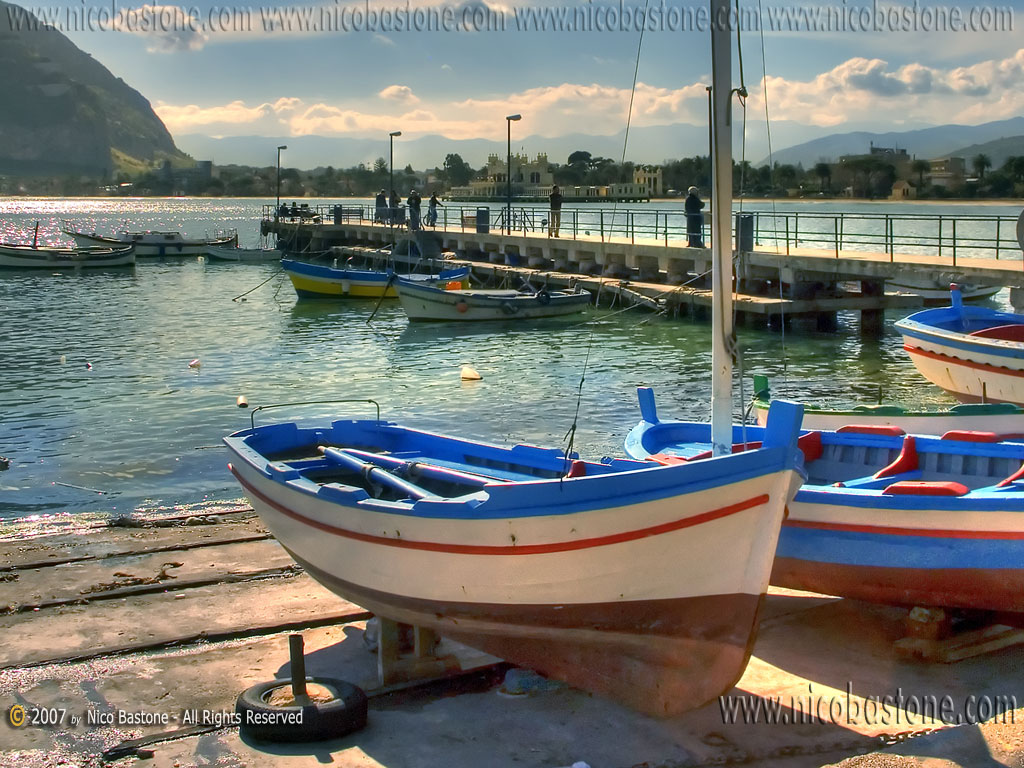 Mondello, Palermo "Paesaggio con barche 3 - Seascape with boats # 3" foto photos, images, pictures, fotos, pics - Wallpapers 1024x768 Sfondi per Desktop