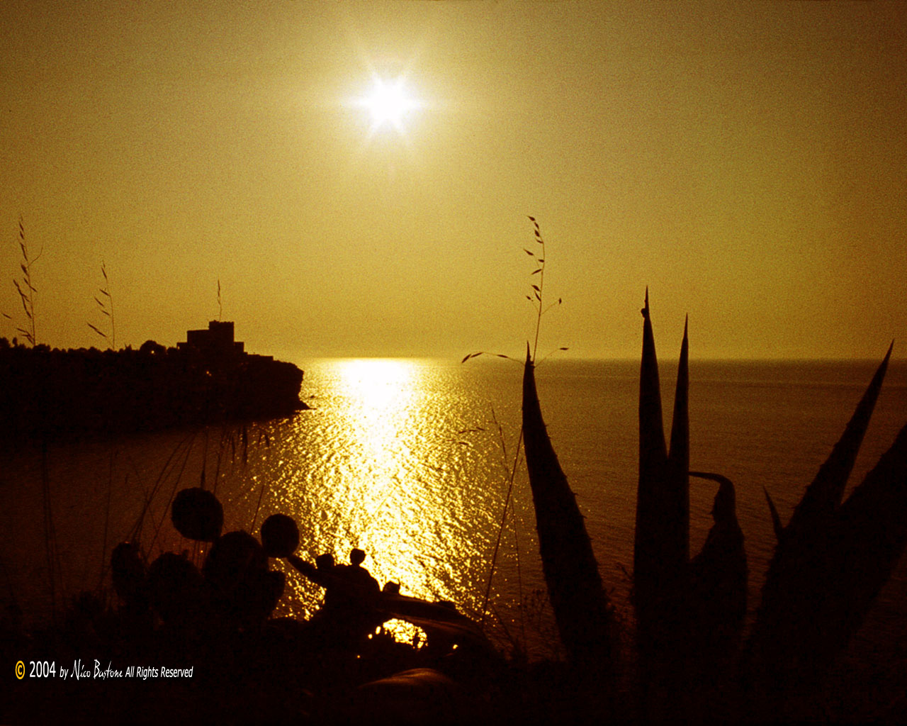 Terrasini, Palermo - "Sunset" - Wallpapers Sfondi per Desktop - Copyright by Nico Bastone - All Rights Reserved